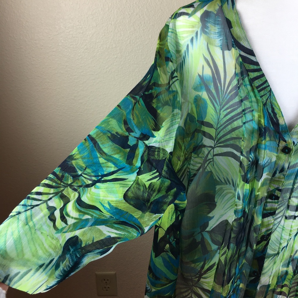 Maggie Barnes for CATHERINES Green Floral Transparent Button Front Blouse Sz 2X - Picture 8 of 13
